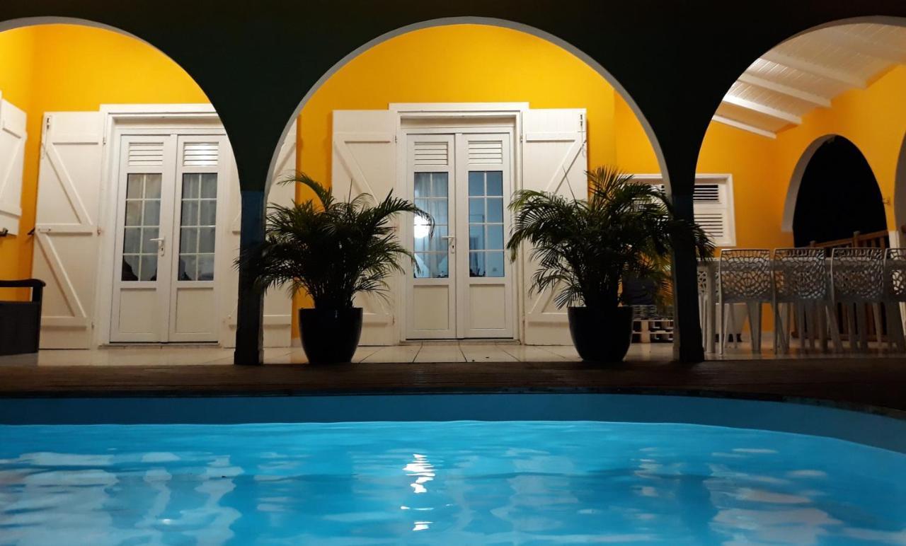 Villa Jeanisette Trois-Rivières エクステリア 写真