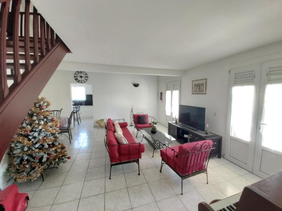 Villa Jeanisette Trois-Rivières エクステリア 写真